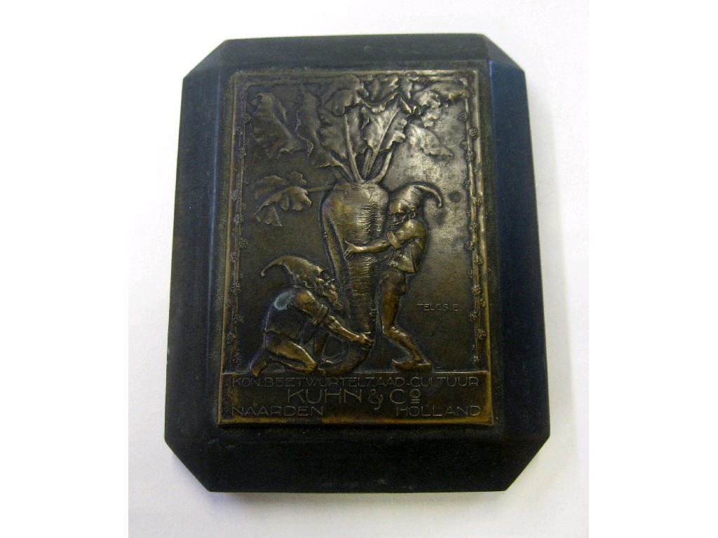 Appraisal: Bronze advertising paperweight for 'Kuhn Co Naarden Holland'