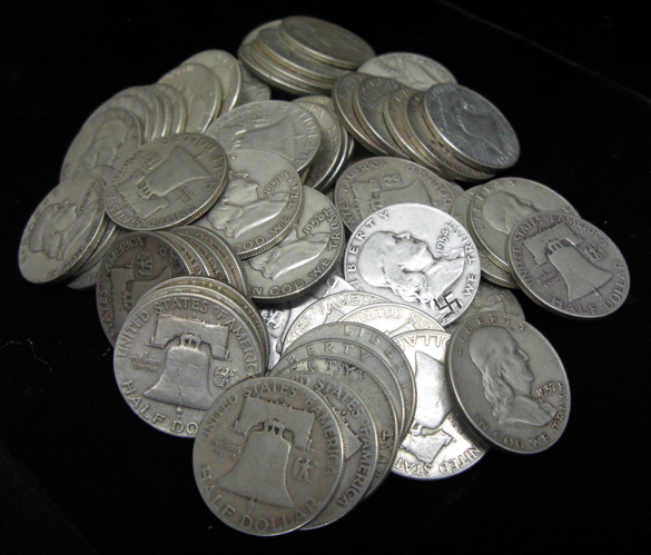 Appraisal: A LOT OF EIGHTY-FIVE SILVER FRANKLIN HALF DOLLARS and Counts