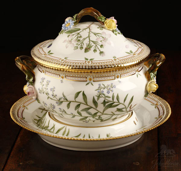 Appraisal: A Royal Copenhagen Flora Danica circular tureen A Royal Copenhagen