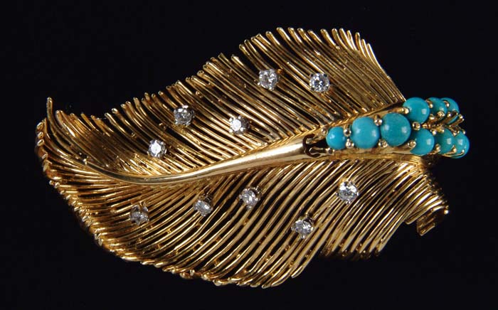 Appraisal: FRENCH LEAF PIN kt yellow gold pin is in the