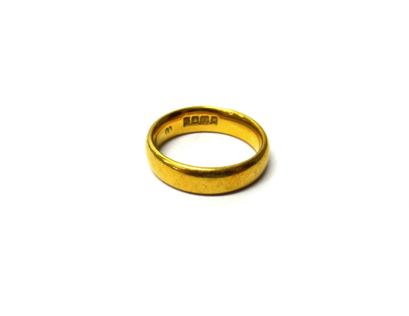 Appraisal: A ct gold plain wedding ring ring size K weight