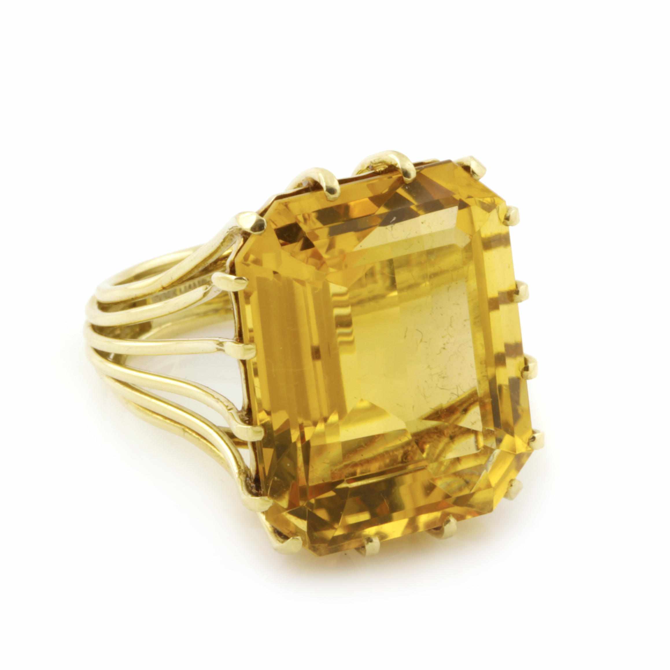 Appraisal: A citrine and k gold ring