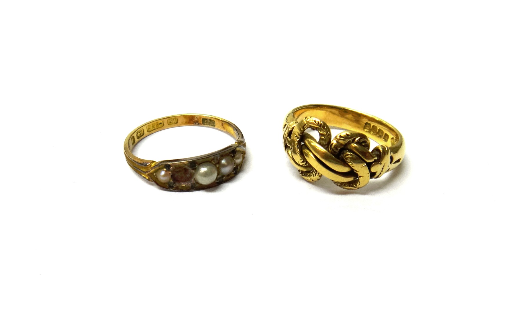 Appraisal: An ct gold ring in an interwoven design London ring