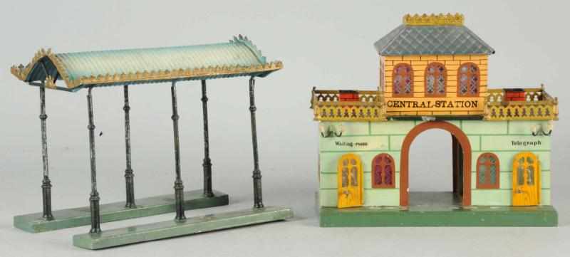 Appraisal: Hand-Painted Marklin O-Gauge Central Station German Circa Very little wear