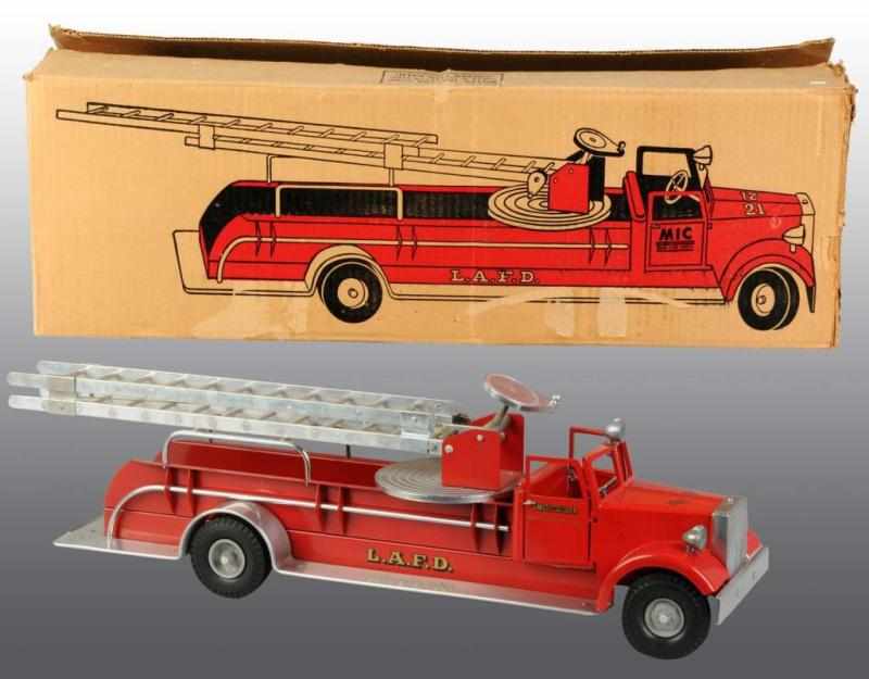 Appraisal: Pressed Steel Smith Miller Fire Ladder Truck Toy Description Includes