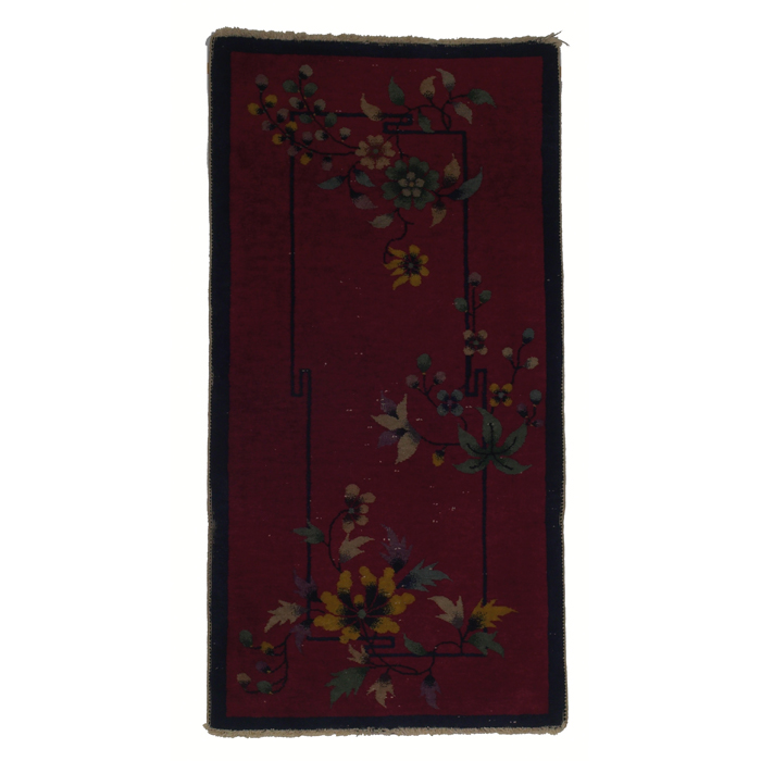 Appraisal: Art Deco Chinese rug c floral pattern on a red