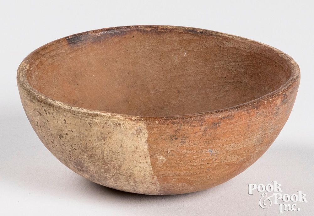 Appraisal: Pre-Columbian Indian pottery bowl Pre-Columbian Indian pottery bowl with white