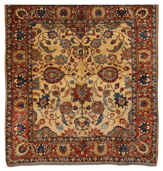 Appraisal: ORIENTAL RUG MAHAL DESIGN ' x ' Scrolling vines with