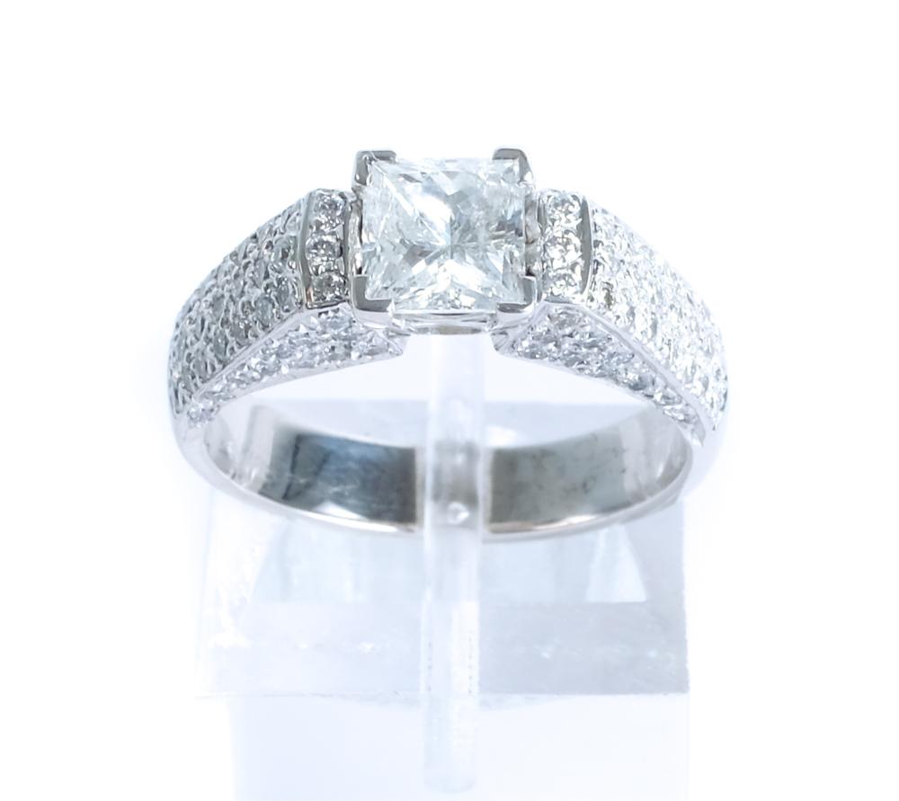 Appraisal: PLATINUM PRINCESS CUT DIAMOND ENGAGEMENT RINGRhodium plated platinum engagement ring