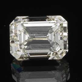 Appraisal: UNMOUNTED EMERALD CUT DIAMOND mm x mm x mm SI