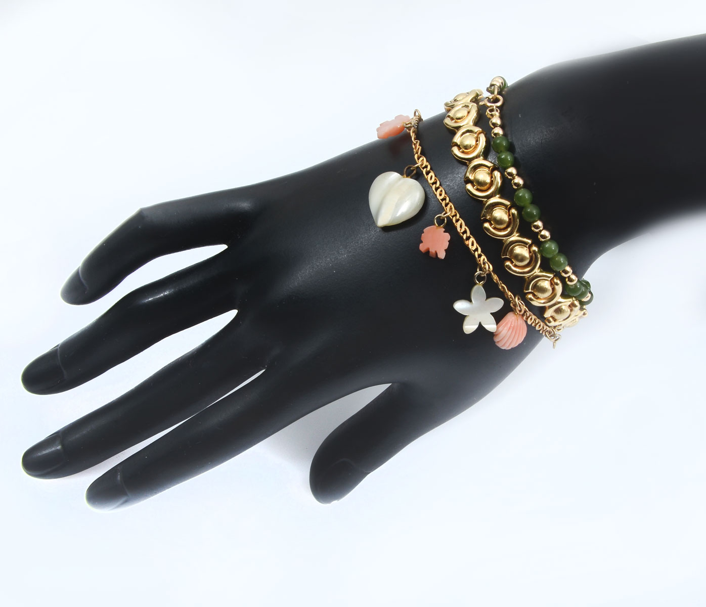 Appraisal: K BRACELETS - GOLD CORAL JADE K yellow gold bracelet