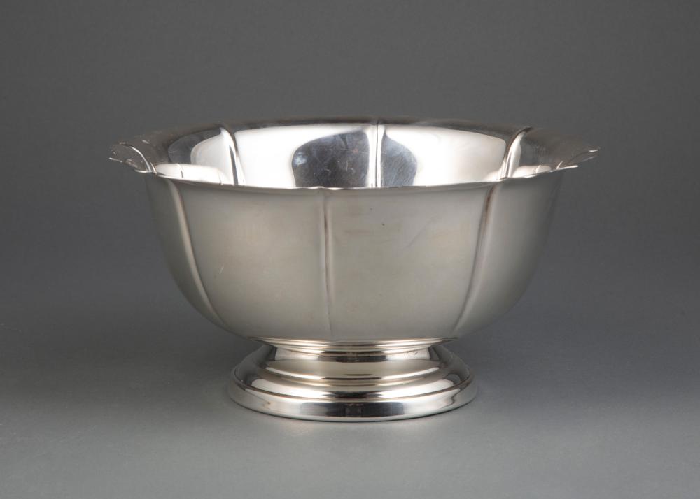 Appraisal: POOLE STERLING SILVER CENTERBOWLAmerican Sterling Silver Centerbowl Poole Dublin Bowl