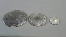 Appraisal: A set of thirteen Strachan silverplated dinner plate stands together