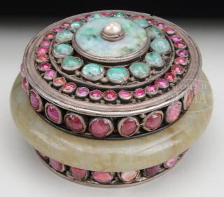 Appraisal: MUGHAL STYLE COVERED BOX WITH JADE MUGHAL STYLE COVERED BOX