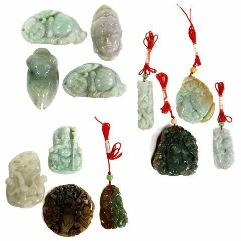 Appraisal: lot of Boxed set of Chinese carved jade pendants mid