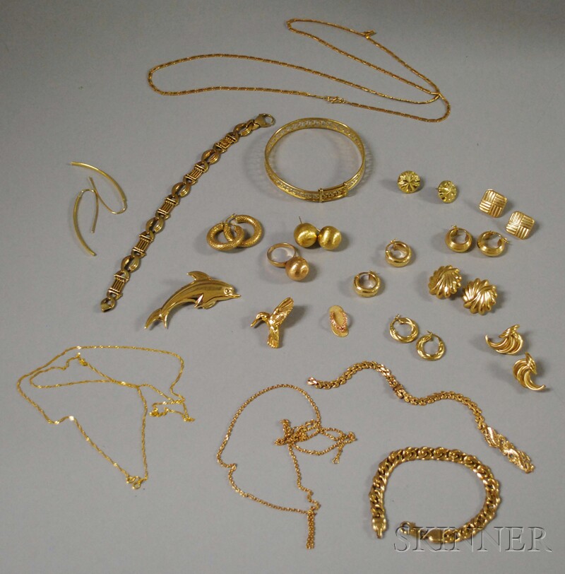 Appraisal: Large Group of Gold Jewelry including a kt gold sandal