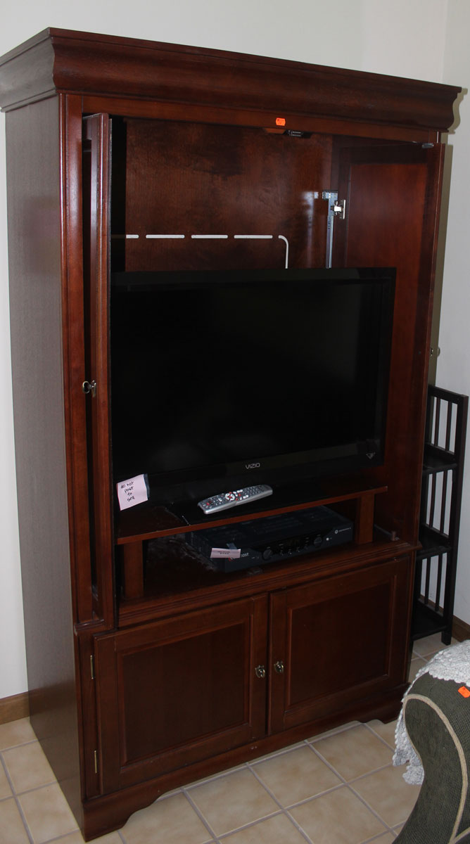 Appraisal: Cherry wood entertainment cabinet