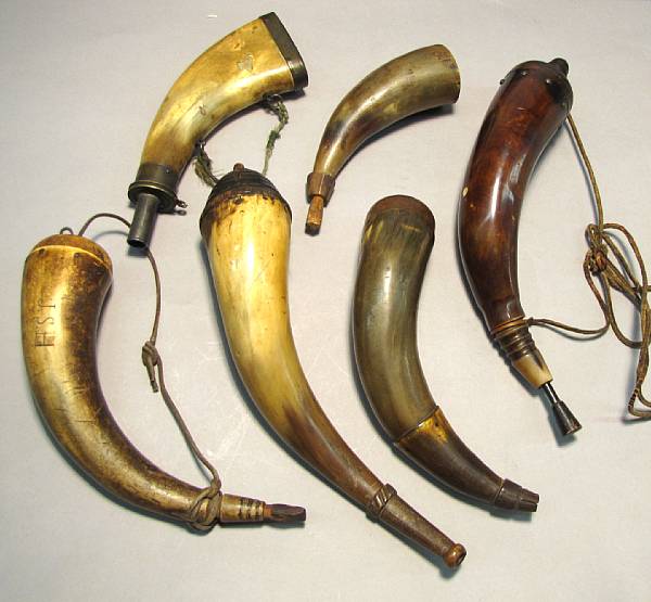 Appraisal: A lot of six th century powder horns Comprising inch