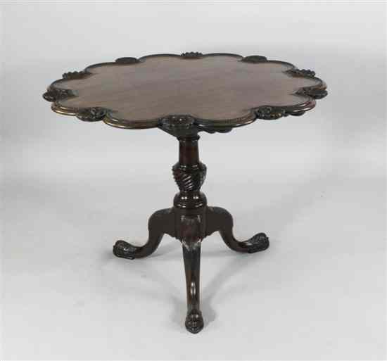 Appraisal: A George III Irish carved mahogany supper table the decafoil