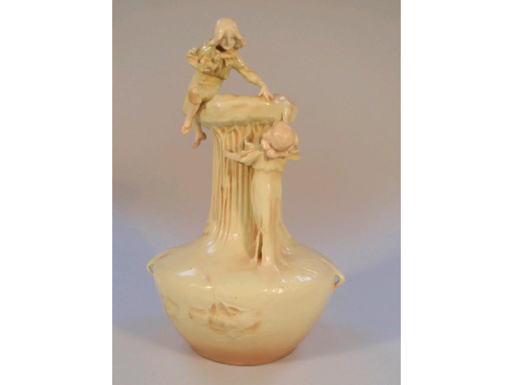 Appraisal: A Royal Vienna vase of Art Nouveau design modelled in