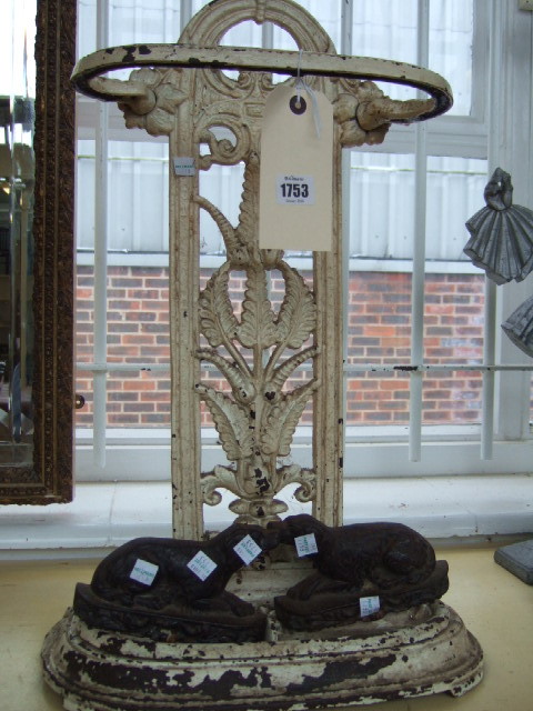 Appraisal: A Victorian white painted cast iron 'fern' pattern umbrella stand