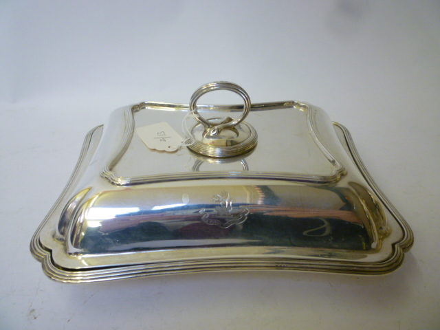 Appraisal: AN ENTREE DISH maker Thomas Bradbury Sons London of waisted