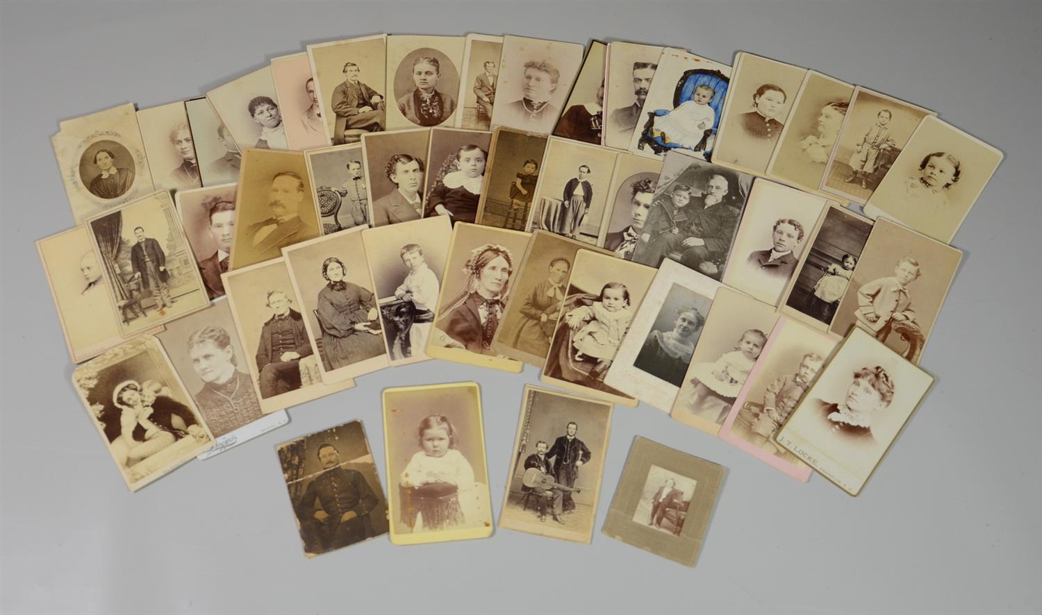 Appraisal: Ephemera Carte de visites approximately portraits to include two men