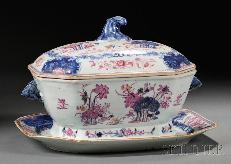 Appraisal: Chinese Export Porcelain Tureen and Undertray late th early th