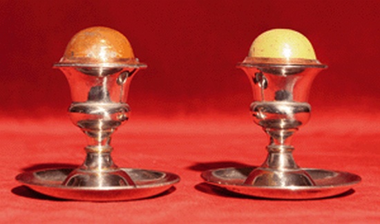 Appraisal: BILLIARD BALL STANDS Fine pair of stands which allow for