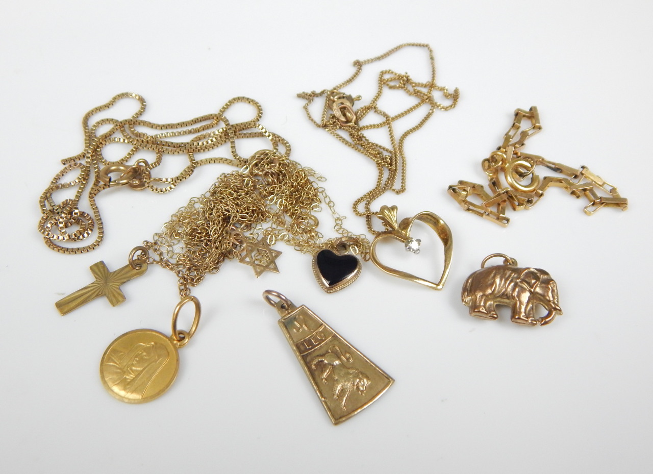 Appraisal: Various pendants and chains all yellow metal some marked and