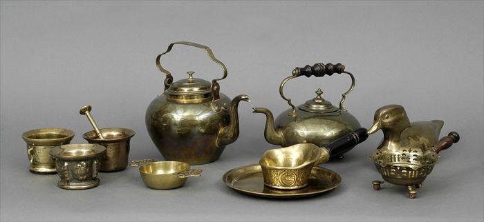 Appraisal: Eleven Brass Articles Including two kettles three mortars a pestle