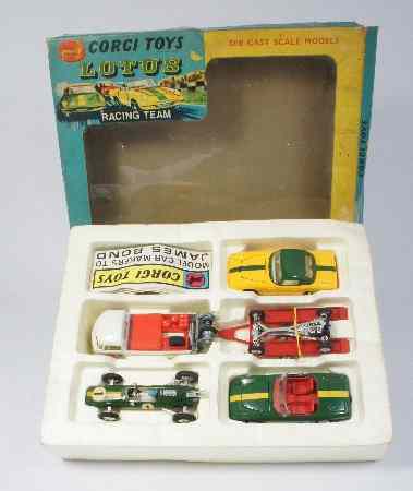 Appraisal: Corgi Toys Lotus Racing Team gift set in original box