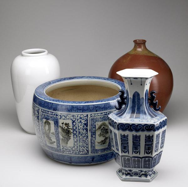 Appraisal: ASIAN PORCELAIN Chinese blue and white jardiniere and vase together