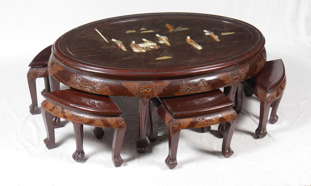 Appraisal: INLAID CHOW TABLE AND CHAIRS Oval table with chinoiserie composite