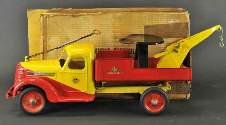 Appraisal: BUDDY 'L' DELUXE RIDER WRECKING TRUCK c pressed steel two-tone