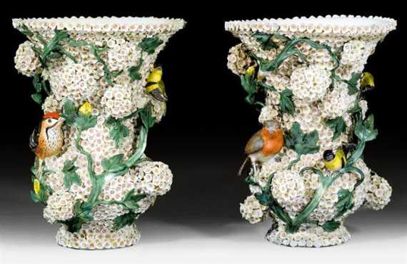 Appraisal: TWO 'SNOW-BALL' VASES Meissen probably mid- th century Underglaze blue