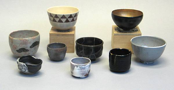 Appraisal: A group of Japanese tea bowls and sake cups The