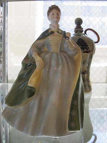 Appraisal: ROYAL DOULTON FIGURE PREMIERE