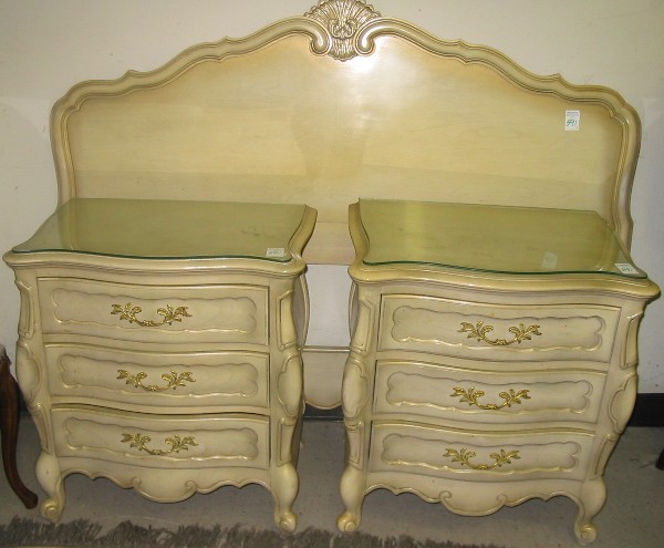 Appraisal: FIVE-PIECE PROVINCIAL STYLE BEDROOM SET American mid th century comprising