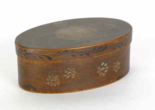 Appraisal: New England painted band box early th c with finger