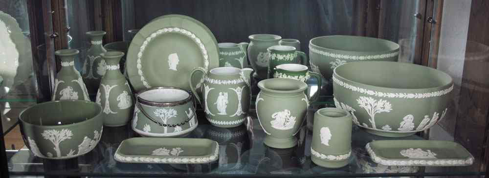 Appraisal: PIECE GROUP WEDGEWOOD GREEN JASPER DIP To include solid jasper