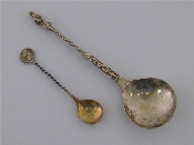 Appraisal: Two Continental spoons one Dutch late th century with finial