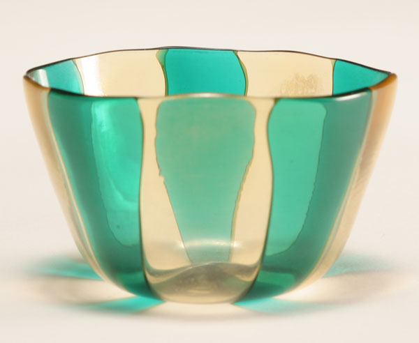 Appraisal: Venini Fasce Verticali designed by Fulvio Bianconi art glass bowl