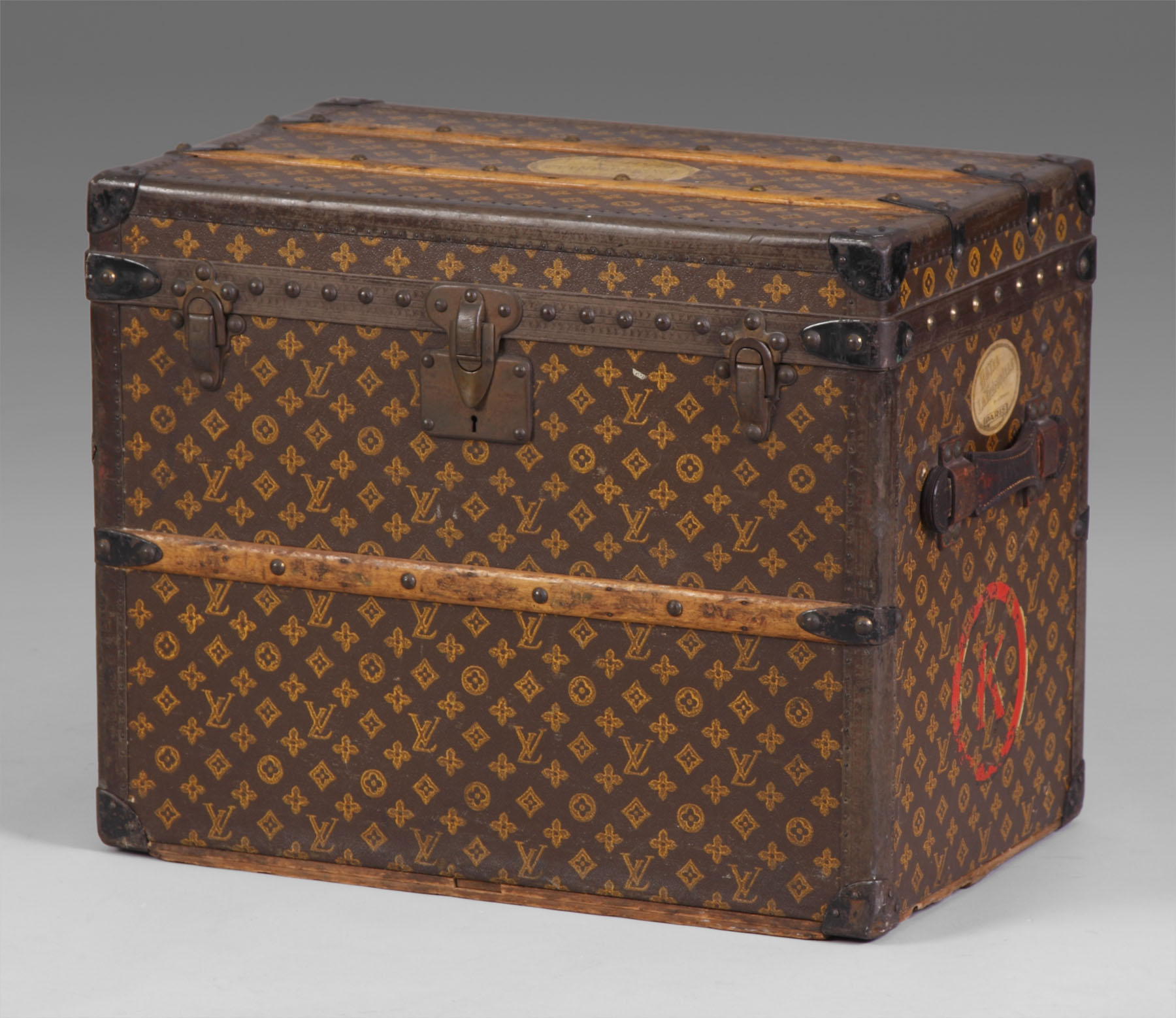 Appraisal: Vintage Louis Vuitton Trunk Vintage Louis Vuitton Trunk Hotel la