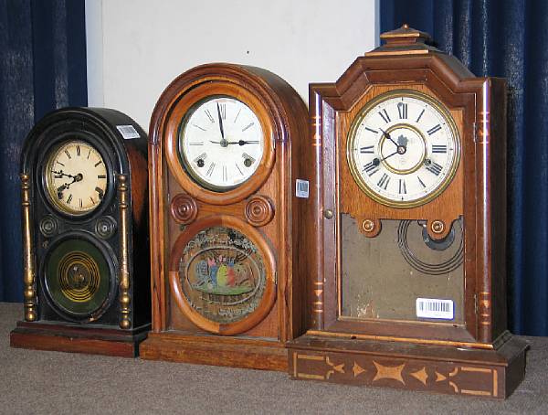 Appraisal: Three American mantel clocks second half th century Comprising one