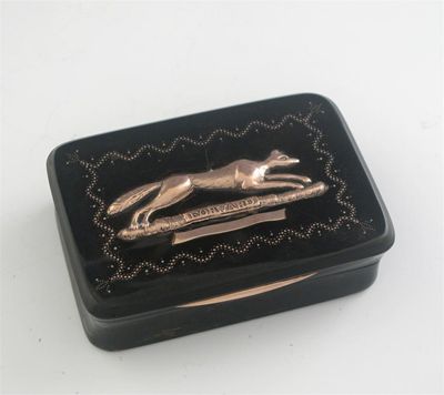 Appraisal: A th century gold mounted tortoiseshell snuff box oblong with