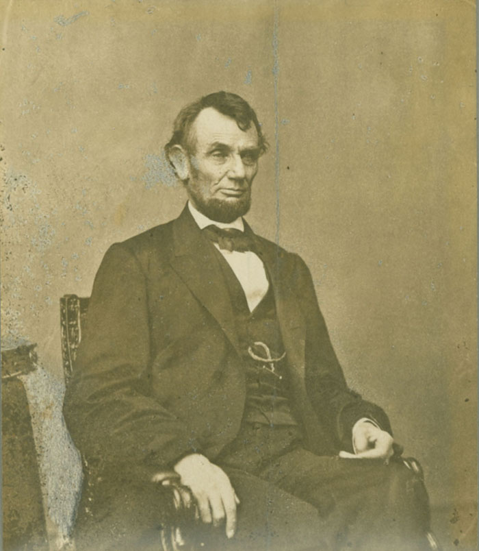 Appraisal: PHOTOGRAPH OF ABRAHAM LINCOLN A print from the original negative