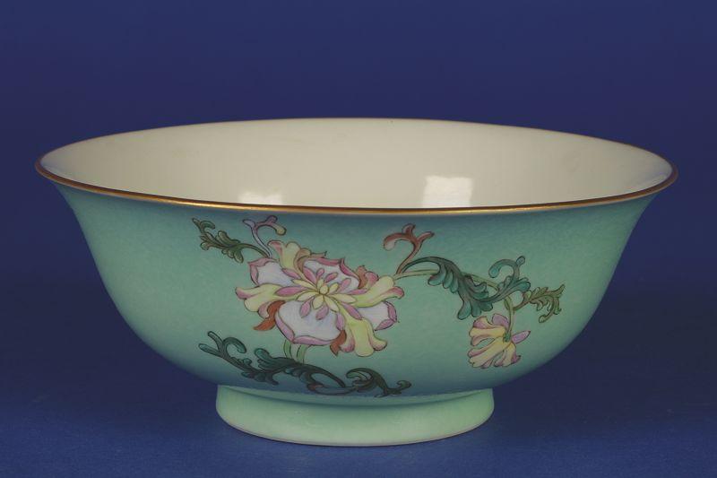 Appraisal: A CHINESE BOWL enamelled in polychrome with sprays of flowers