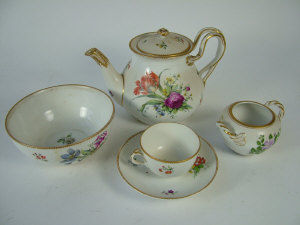 Appraisal: Copenhagen tea service comprising teapot cm high eleven cups and