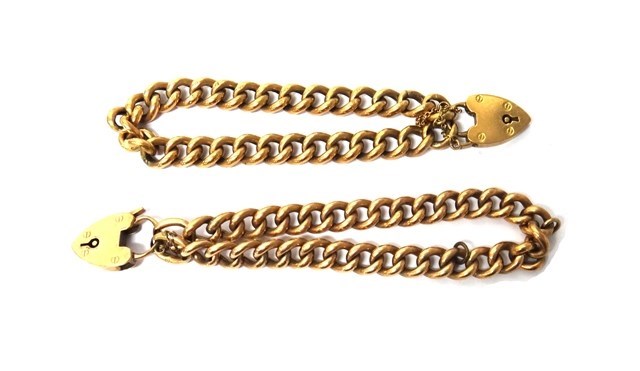 Appraisal: A gold hollow curb link bracelet on a ct gold